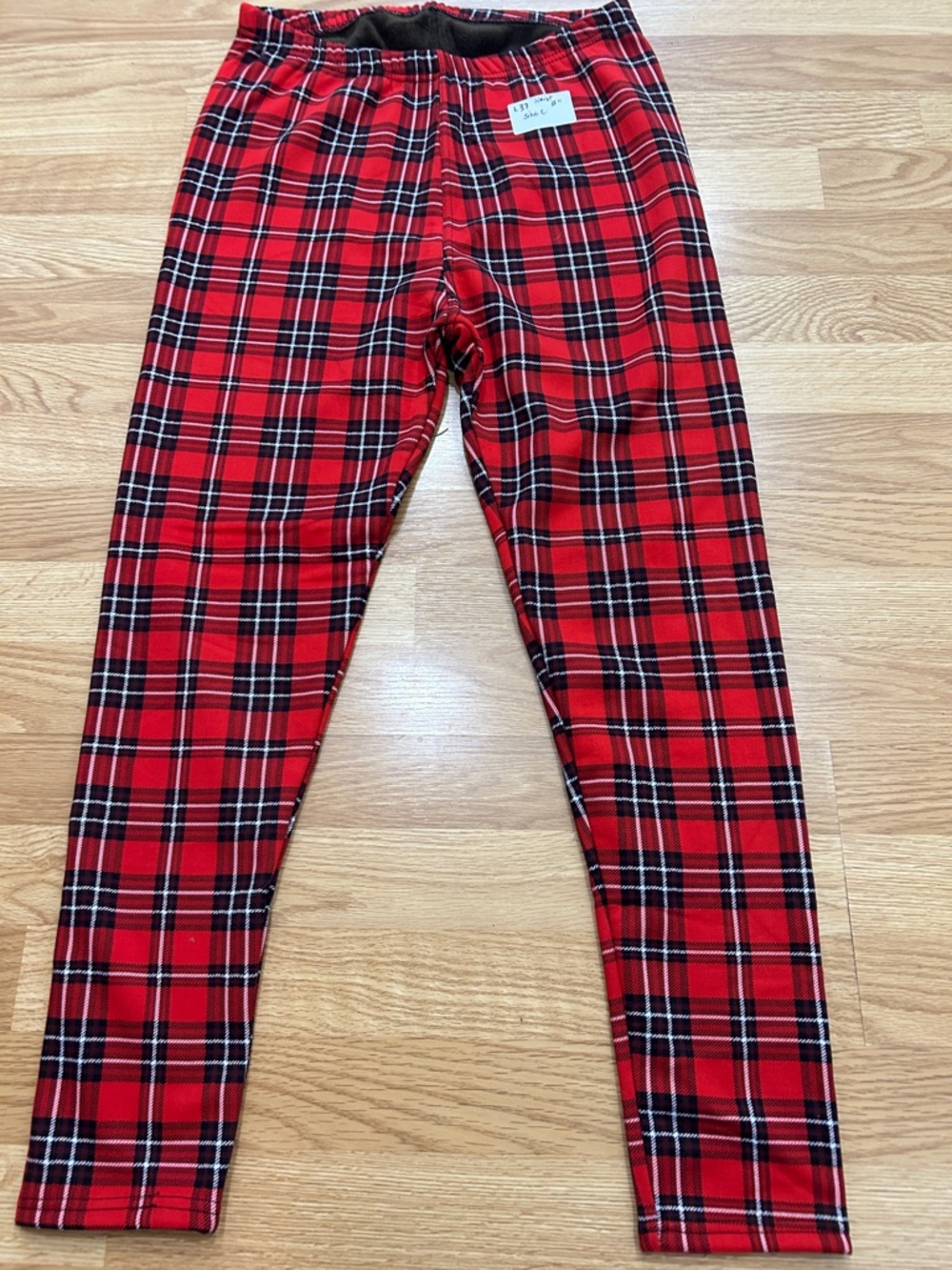 L37.    Red Plaid Stretch Leggings for Women